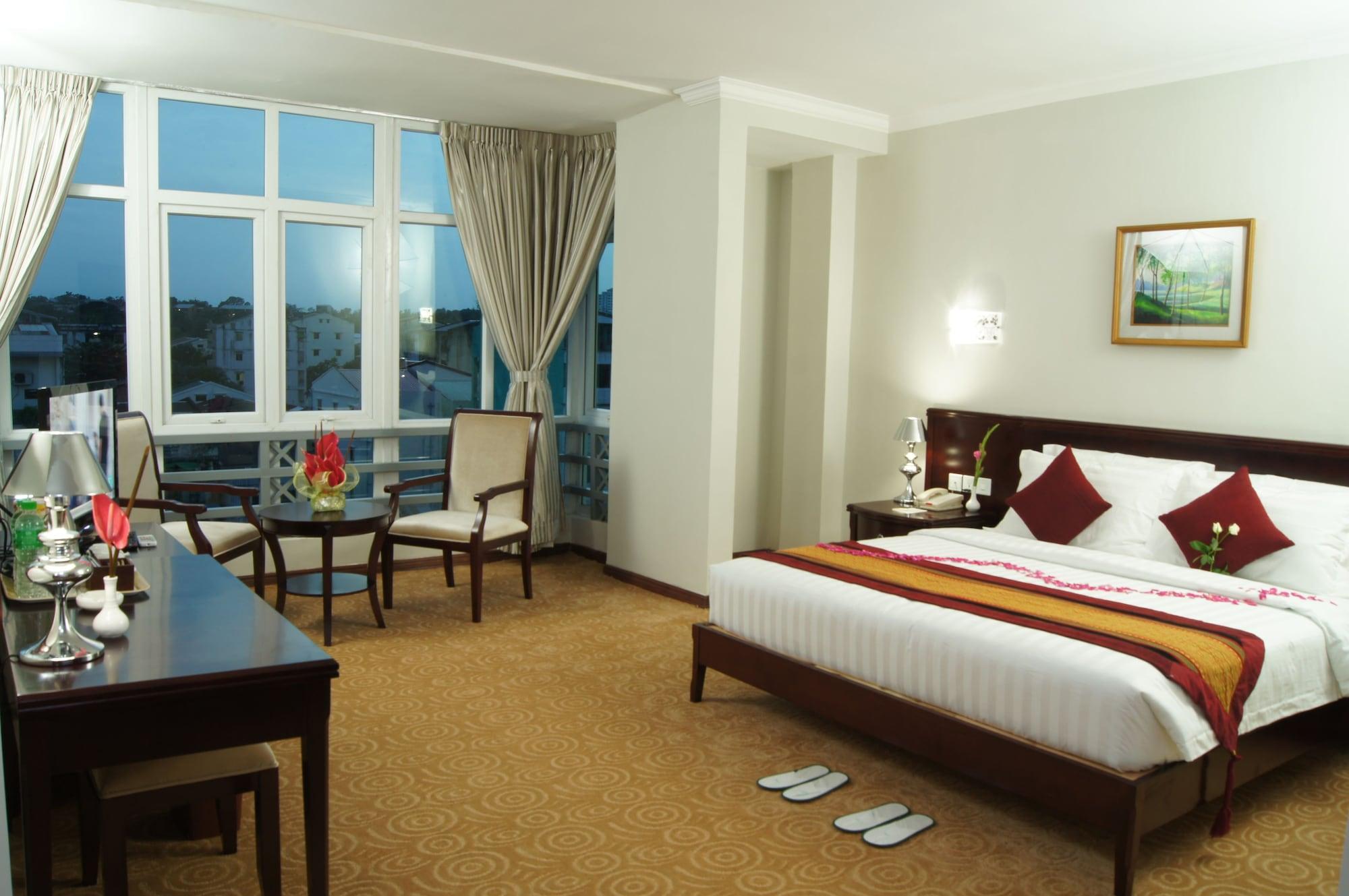 Green Leaf Hotel Yangon Exteriör bild