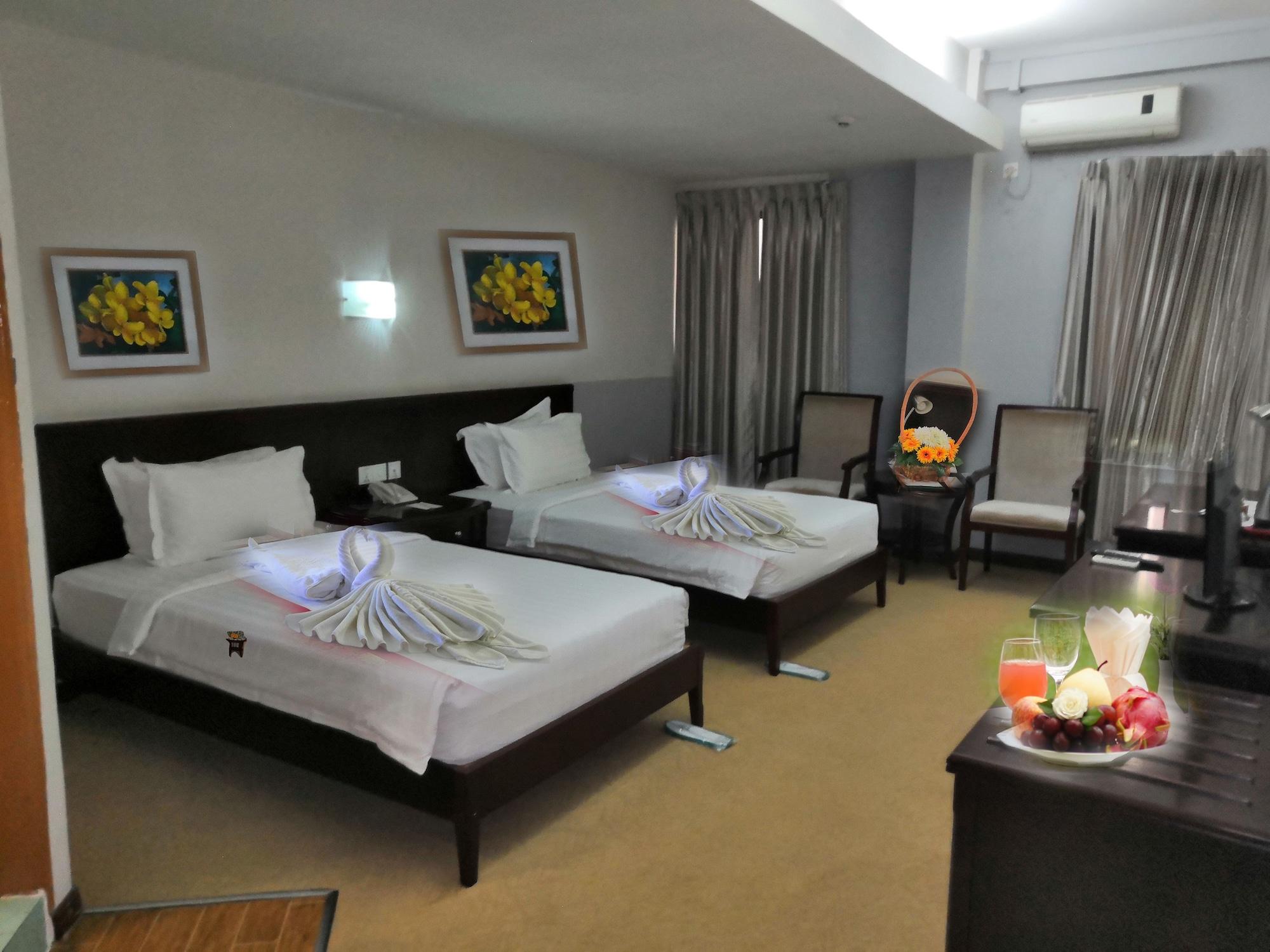 Green Leaf Hotel Yangon Exteriör bild